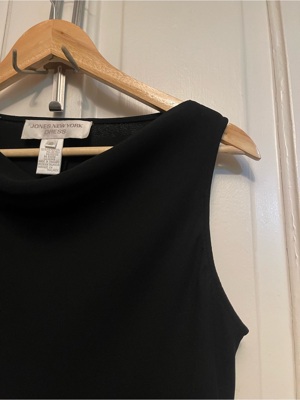 NWOT- Jones New York Black Sleeveless Boatneck Dress